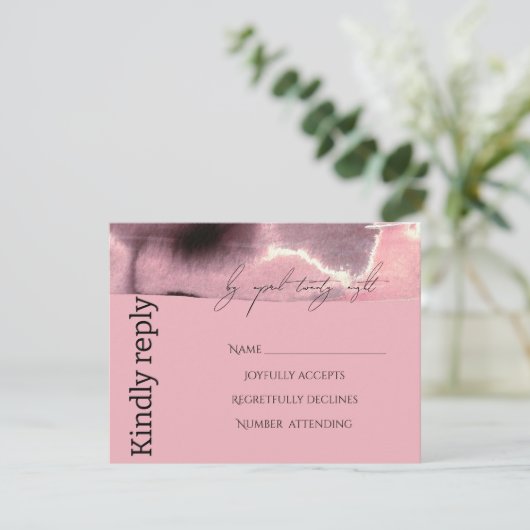 Modern, eenvoudig stoffig Roos en zwart RSVP Kaartje (Staand voorkant)