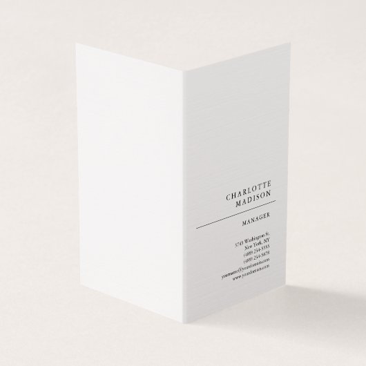 Modern eenvoudig wit trendy minimalistisch gewoon visitekaartje (Buitenkant)