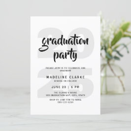 Modern Eenvoudig Zwart & Wit Graduation Party Kaart