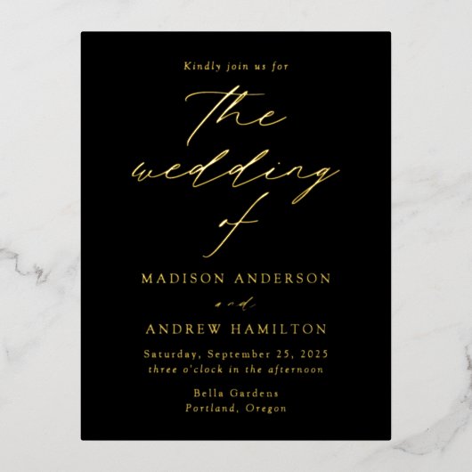 Modern Elegance Black and Gold Wedding Folie Uitnodiging Briefkaart (Voorkant)