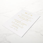 Modern Elegance Gold Monogram Weddenschap Folie Uitnodiging (Gedraaid)