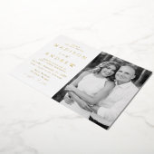 Modern Elegance Photo Wedding Folie Uitnodiging (Gedraaid)