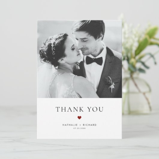 Modern Elegance Red Typography Wedding Bedankkaart (Staand voorkant)