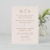 Modern Elegance Roos Gold Monogram Foto Weddenscha Folie Uitnodiging (Staand Voorkant)