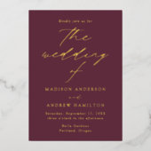 Modern Elegance Wine and Gold Wedding Folie Uitnodiging (Voorkant)