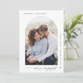Modern Elegant Arch Photo Wedding Verloving Aankondiging (Staand voorkant)