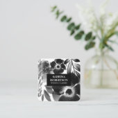 Modern Elegant Black en White Floral Pattern Vierkante Visitekaartje (Staand voorkant)