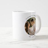 Modern Elegant Bride en Groom Wedding Photo Grote Koffiekop (Voorkant rechts)