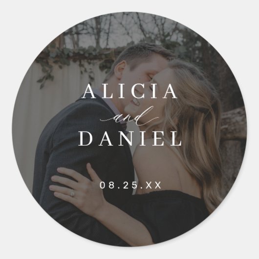 Modern elegant bride groom name date photo wedding ronde sticker (Voorkant)