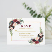 Modern Elegant Burgundy Blue Floral Wedding Gold RSVP Kaartje (Staand voorkant)