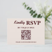 Modern Elegant Burgundy Wedding QR CODE RSVP Kaartje (Staand voorkant)