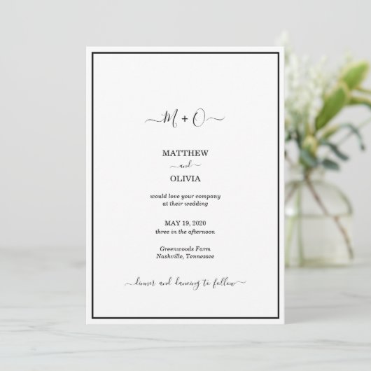 Modern Elegant Calligraphy Monogram Wedding Aankondiging (Staand voorkant)