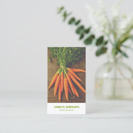 Modern Elegant Carrots Foto Nutritionist Visitekaartje (Staand voorkant)
