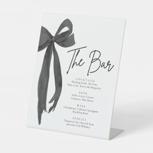 Modern Elegant Coquette Zwart Bow Het Bar Sign Reclamebord Met Voetstuk (Voorkant)