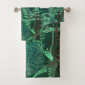 Modern Elegant Dark Emerald Green Ferns Bad Handdoek (Insitu)