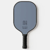 Modern Elegant Dusty Blue Monogram Pickleball Paddle (Achterkant)
