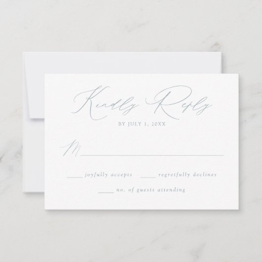 Modern Elegant Dusty Blue Script Wedding RSVP Kaartje (Voorkant)