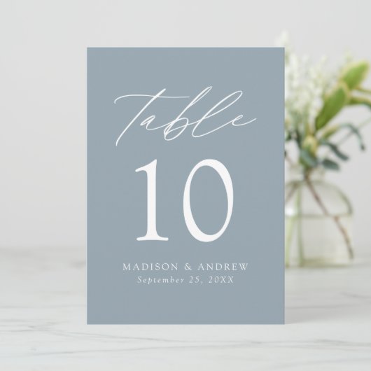 Modern Elegant Dusty Blue Wedding Table Number (Staand voorkant)