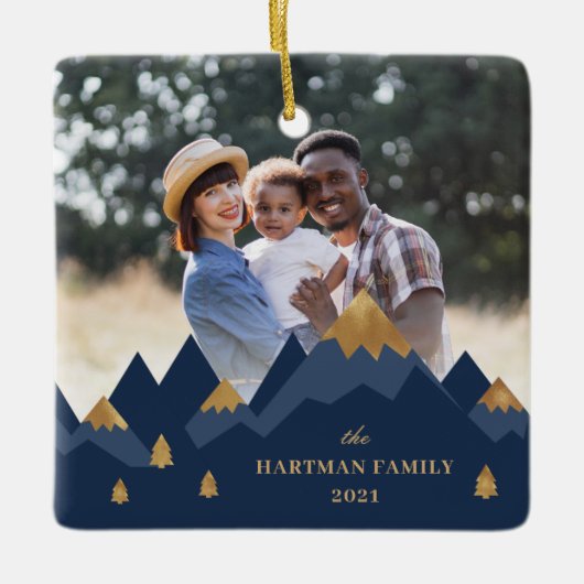 Modern Elegant Gold Mountains Keramisch Ornament (Voorkant)