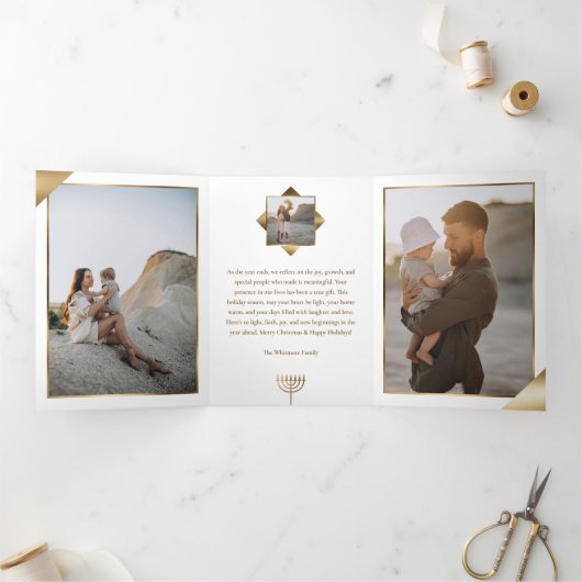 Modern Elegant Gold Star Family Photos Hanukkah Drieluik Wenskaart (Binnen)