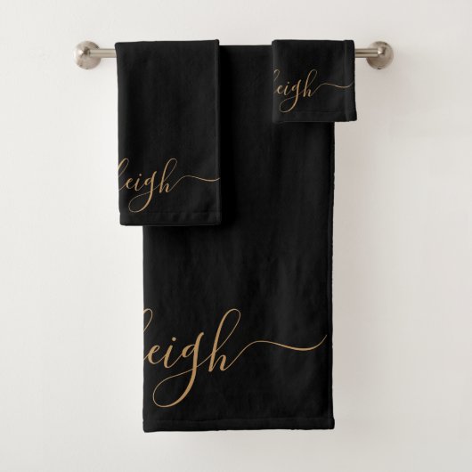 Modern Elegant Goud Script Naam Zwart Bad Handdoek (Insitu)
