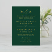 Modern Elegant Green and Gold Monogram Wedding Folie Uitnodiging (Staand Voorkant)