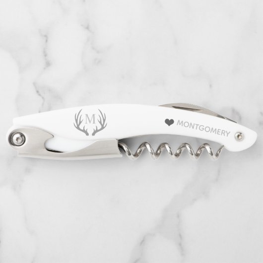Modern Elegant Grijs Hart Script & Deer Antlers Kurkentrekker (Voorkant)