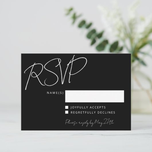 Modern elegant handschrift Black Chic Wedding RSVP Kaartje (Staand voorkant)