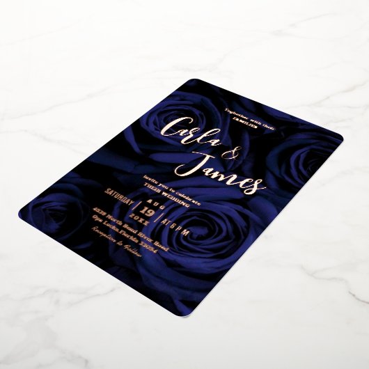 Modern elegant marvy blue Calligrafie bruiloft Folie Uitnodiging (Gedraaid)