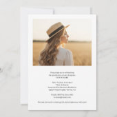 Modern elegant met 2 foto Afstuderen uitnodiging (Achterkant)