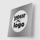 Modern Elegant Metallic Solid Silver Logo Vierkante Klok (Hoek)