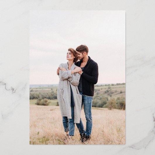 Modern Elegant Minimalist Script Photo Wedding Folie Uitnodiging (Achterkant)