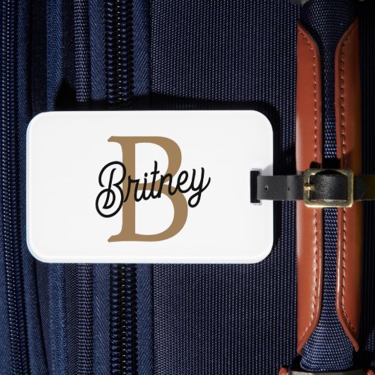 Modern Elegant Monogram Naam Zwart Goud Script Bagagelabel (Voorkant Insitu 4)