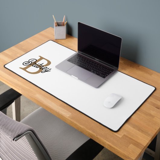 Modern Elegant Monogram Naam Zwart Goud Script Bureaumat (Kantoor 2)