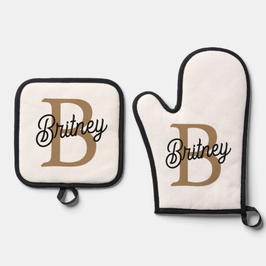 Modern Elegant Monogram Naam Zwart Goud Script Ovenwant & Pannenlap Set (Voorkant)