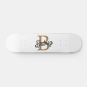 Modern Elegant Monogram Naam Zwart Goud Script Persoonlijk Skateboard (Horizontaal)
