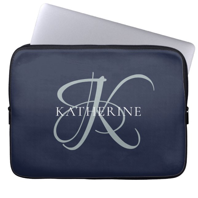 Modern Elegant Monogram Script Navy Blauw Laptop Sleeve (Voorkant)