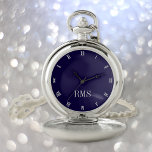 Modern Elegant Monogrammed Classic Navy Blue Manne Zakhorloge<br><div class="desc">Creëer Uw eigen aangepaste, gepersonaliseerde, stijlvolle moderne, mooie elegante faux zilver script typografie monogram, classic, roman cijfers, chique, premium legering, marineblauw en zilveren zakhorloge. Gewoon typen in jouw naam / monogram / initiaal, aan te passen. Maakt een geweldig cadeau, voor verjaardag, afstuderen, vaderdag, kerst, feestdagen, bruiloft, huwelijksverjaardag, Valentijnsdag, en meer,...</div>