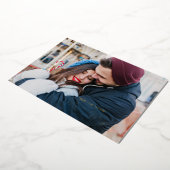 Modern Elegant Mr & Mrs Christmas Couple Wedding Folie Uitnodiging (Gedraaid)