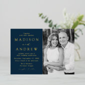 Modern Elegant Navy Photo Wedding Folie Uitnodiging (Staand Voorkant)