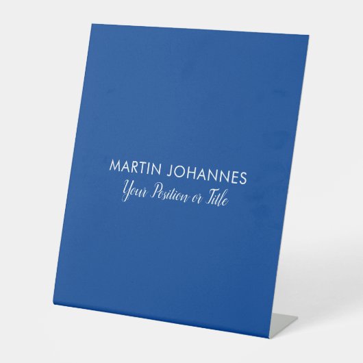Modern Elegant Plain Stijlvol Blauw Minimalist Reclamebord Met Voetstuk (Voorkant)
