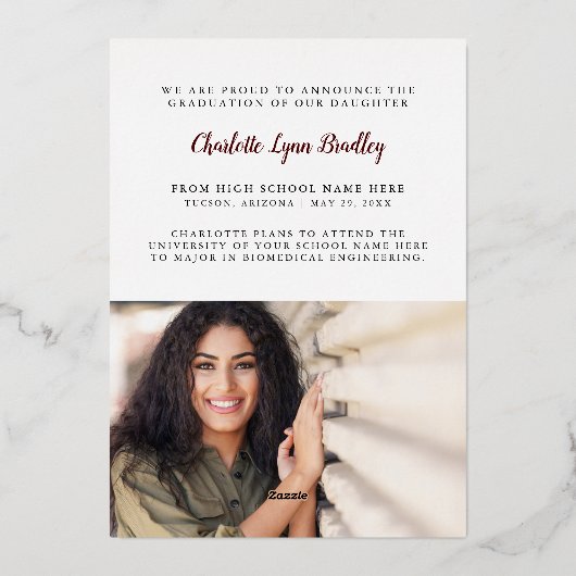 Modern Elegant Rode Folie Afstuderen Aankondiging (Achterkant)