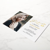 Modern Elegant Script 2 Sided Photo Afstudeerder K Folie Uitnodiging (Gedraaid)