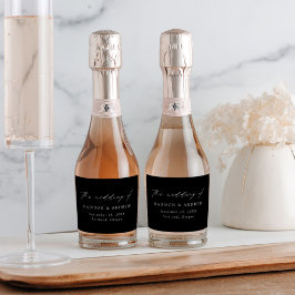 Modern Elegant Script Black and White Wedding Sparkling Wijnetiket