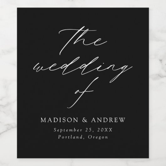Modern Elegant Script Black and White Wedding Wijn Etiket (Enkel label)