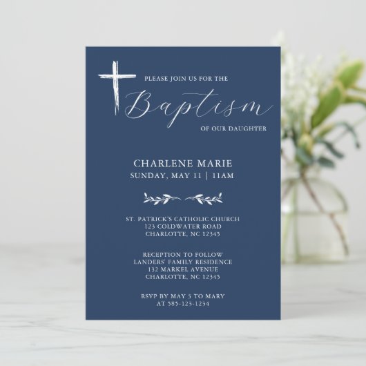 Modern Elegant Script Blue Baptism Uitnodiging (Staand voorkant)