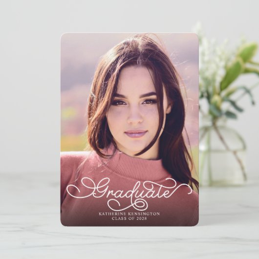 Modern Elegant Script Burgundy Photo Afstuderen Aankondiging (Staand voorkant)