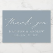 Modern Elegant Script Dusty Blue Hartelijk dank Sparkling Wijnetiket (Enkel label)