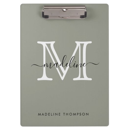 Modern Elegant Script Evergreen Fog Monogram Klembord (Voorkant)
