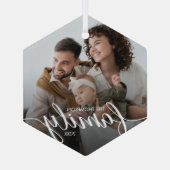 Modern Elegant Script Familie houdt van kerstfoto Glas Ornament (Achterkant)